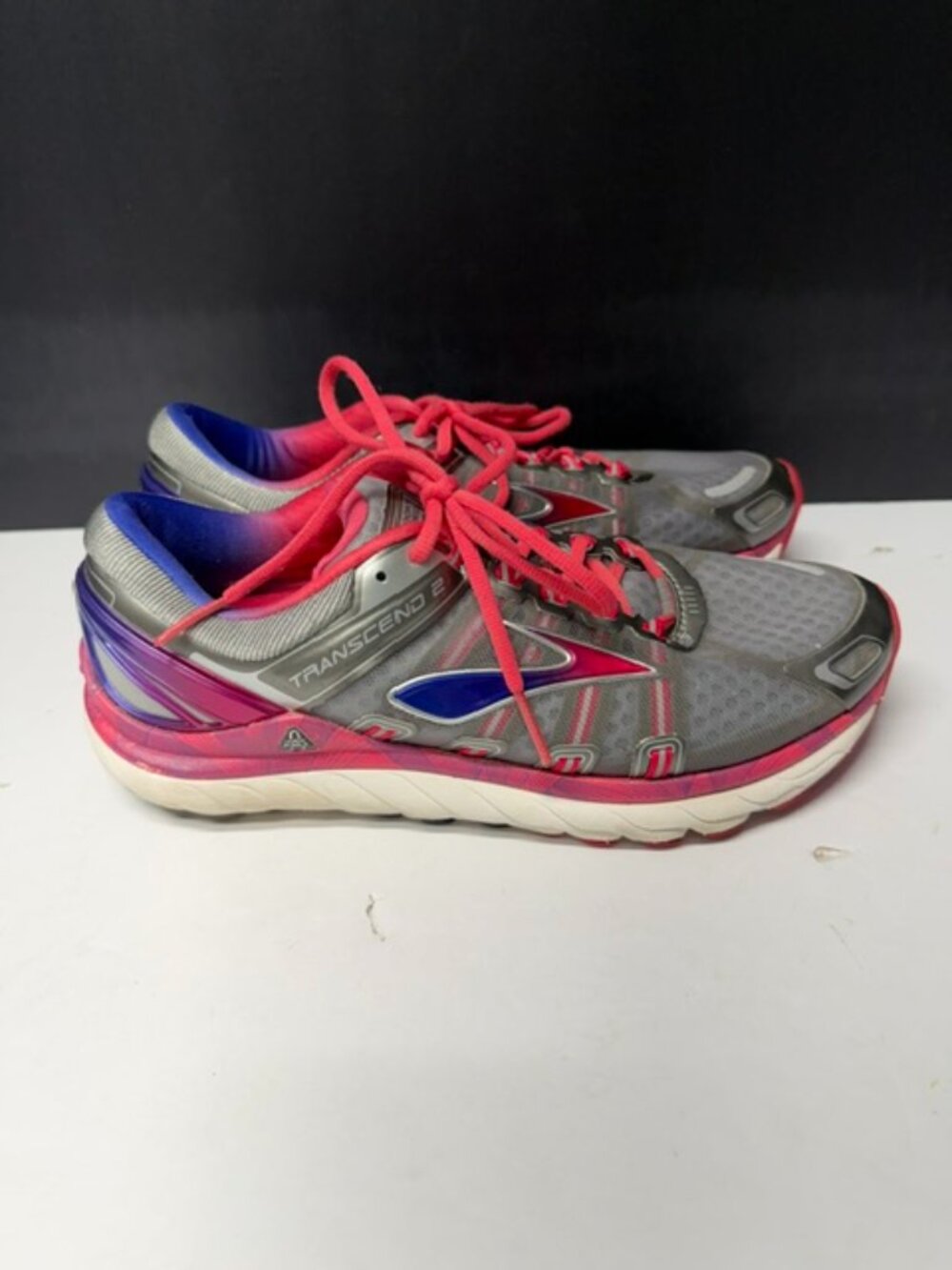 Brooks Transcend 2 Woman's Size 10